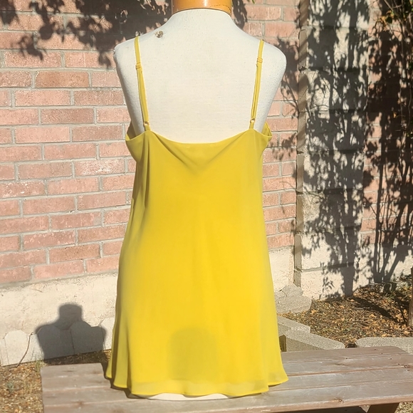CAbi mustard yellow flowy long tank - Picture 4 of 9